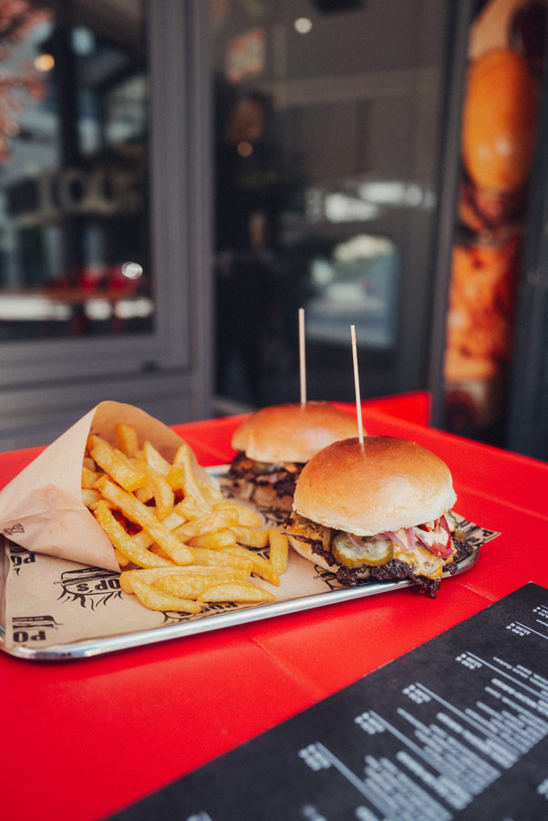 2_pops-burger-stuttgart-smashburger-pommes-goeppingen